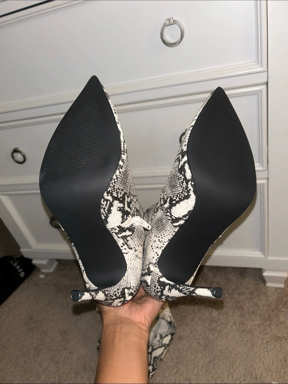 Dominique Snake-Print thigh-high  Boot in White and Black ( fake leather)